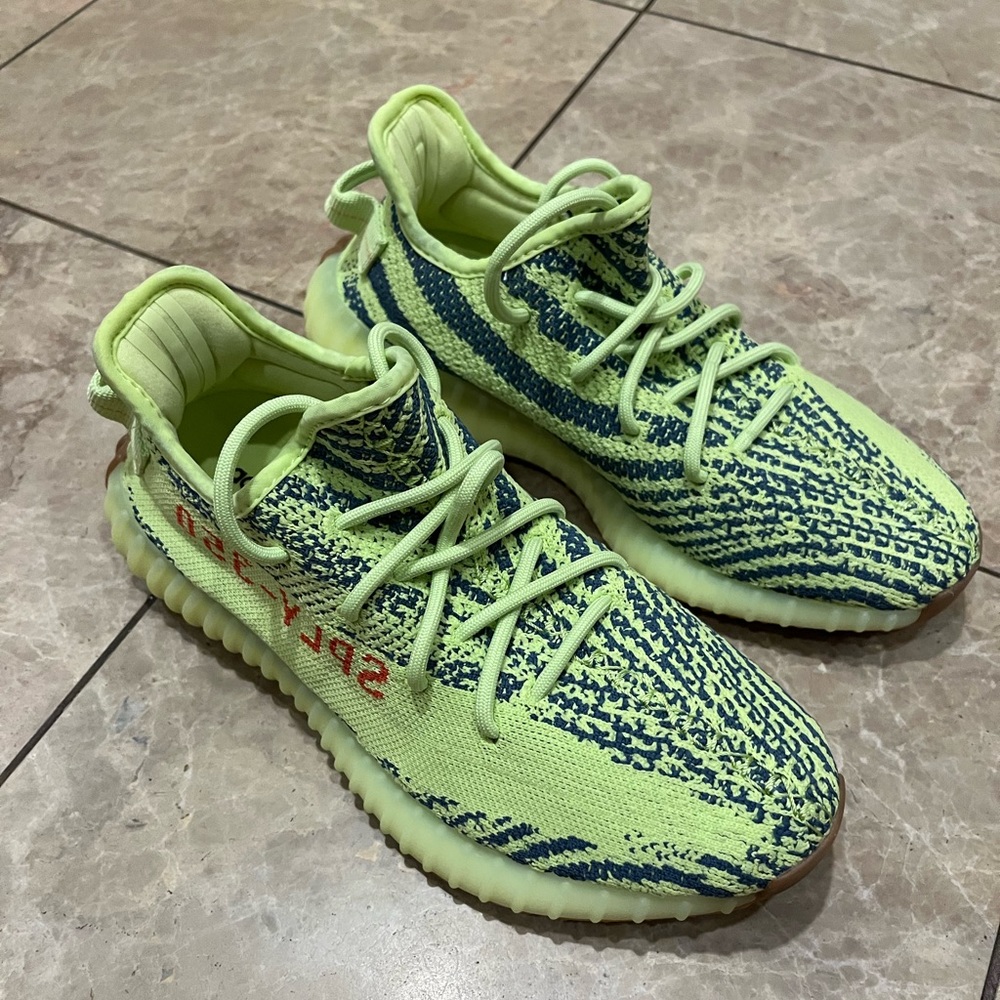 Yeezy Boost 350 V2 Semi Forzen Yellow